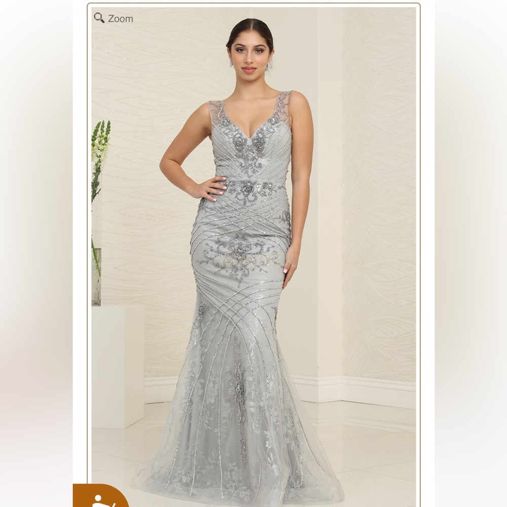 Women’s dress size 14 - Picture 3 of 5